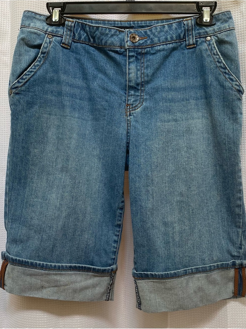 Ladies a.n.a. Cuffed Denim Bermuda Shorts Size 14